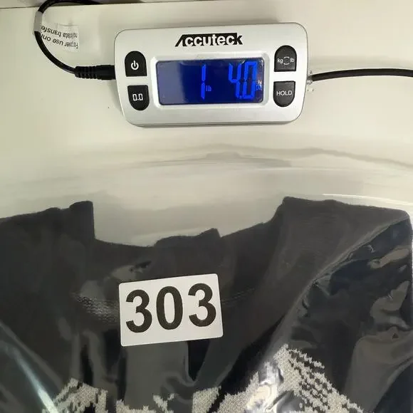 Solo Leveling Statue of God Sweater Mens M Black Knit Gothic Anime Dark Academia - Picture 8 of 8